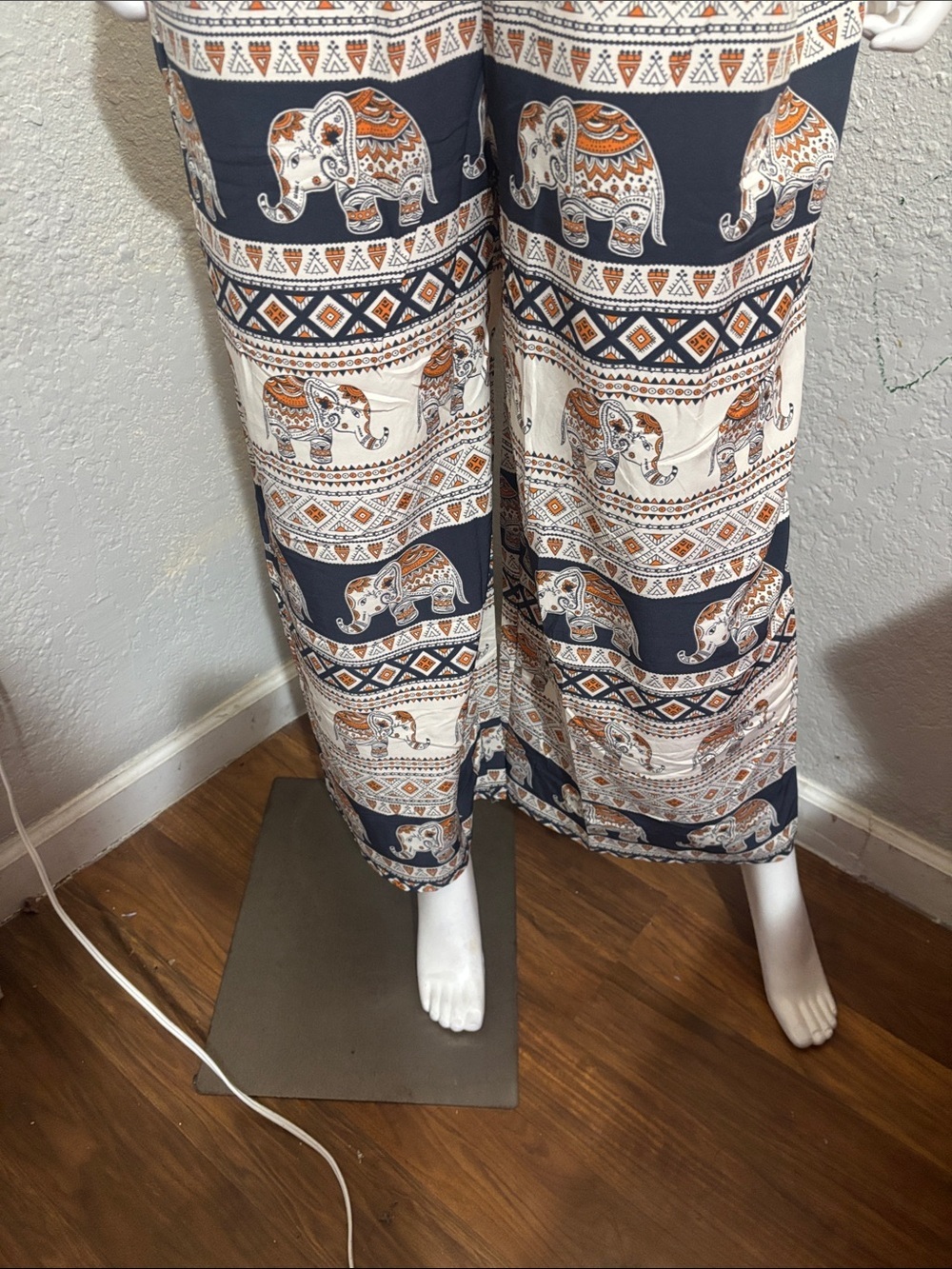 Women's Cream & Navy Elephant Print Wide-Leg Pants # 280 - Picture 4 of 7